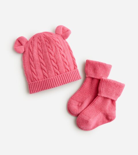 Limited-edition Baby Cashmere Beanie And Booties Set